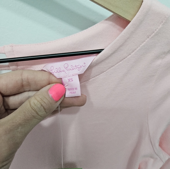 Lilly pulitzer pink flutter sleeve shirt New With Tags XS - Picture 7 of 10